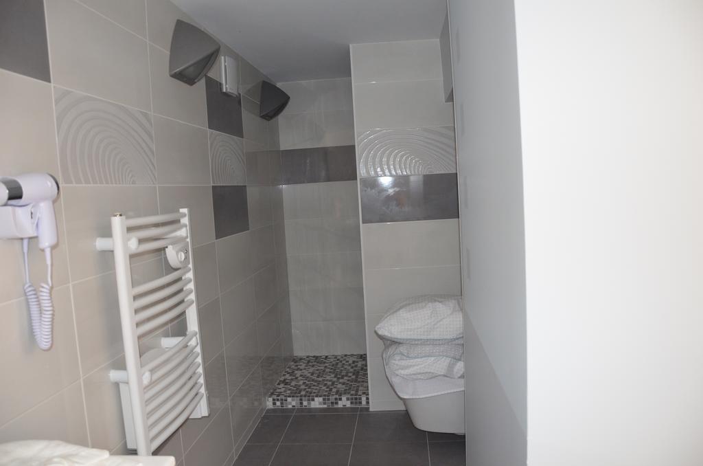 אז'ן Chambre D'Hotes Et Spa חדר תמונה